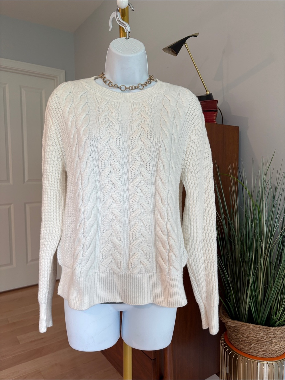 Banana Republic Ivory Cable-Knit Crewneck Sweater